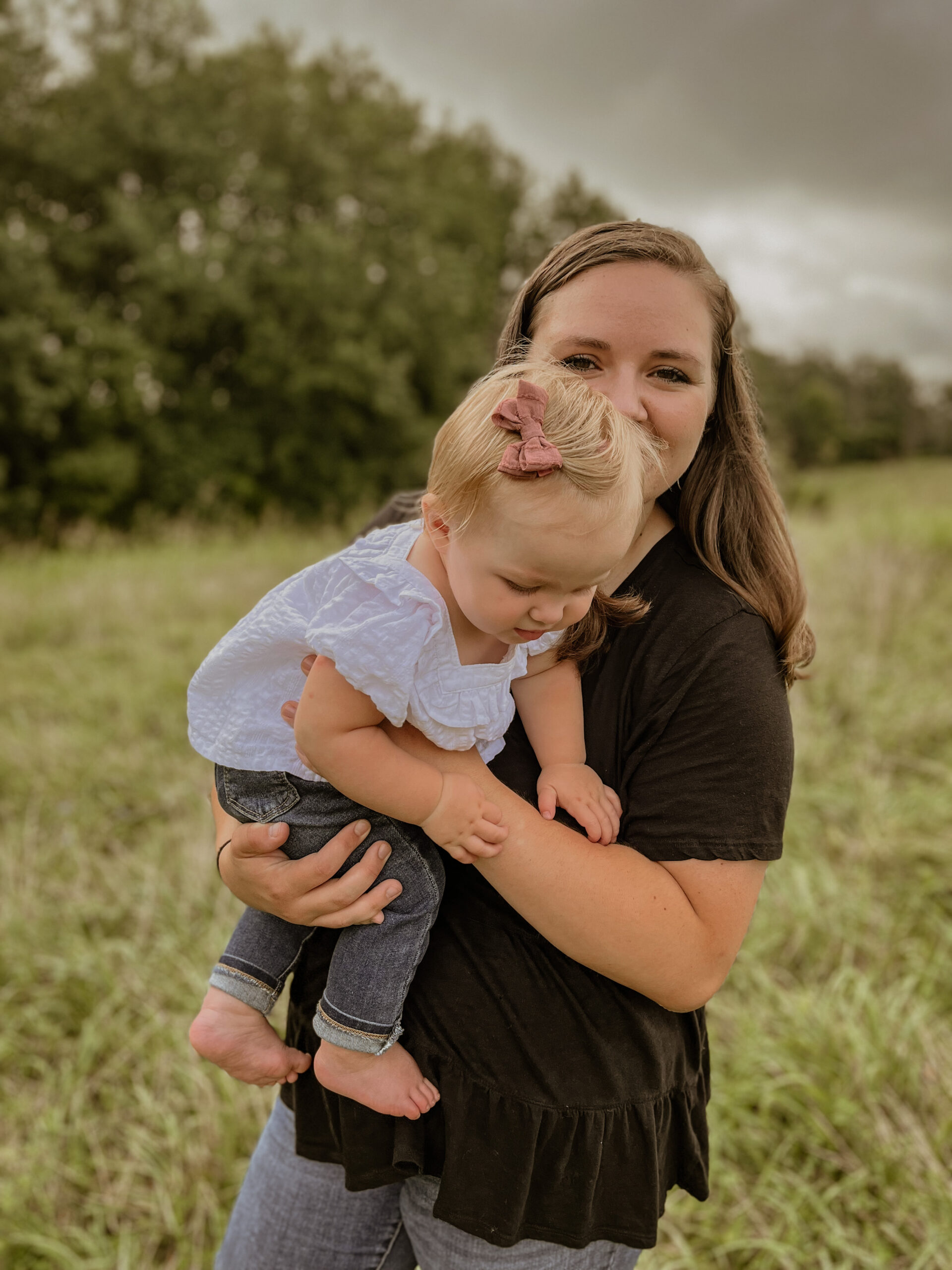 HOW TO HOMESTEAD WITH LITTLES